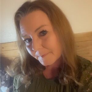 Meet your Posher, Alice